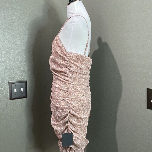 NWT Lulus Walk the Walk Mauve Floral Print Ruched Bodycon Mini Dress - Picture 10 of 15